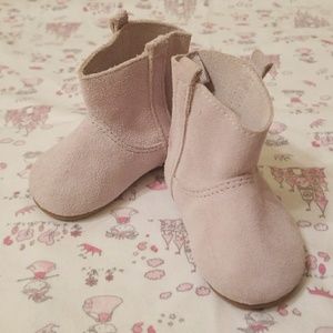 Nwot Baby Gap boots